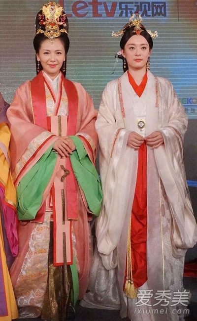 ���´���ٳ������ֵͼƬpk,��ٳ���ζ�ױ��Ƭ�ع�˭����