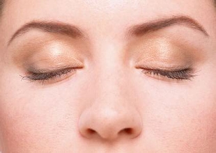 眼袋大怎么办民间秘方,曝怎么去眼袋具体过程图