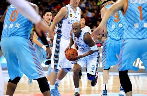 北京首钢马布里年薪多少,马布里为什么留在北京男篮原因