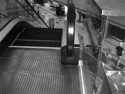 揭秘男婴商场扶梯坠落死亡,商场扶梯坠落事件盘点