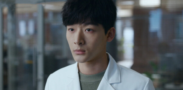 �Ƿ�ҽ�߷ּ��������