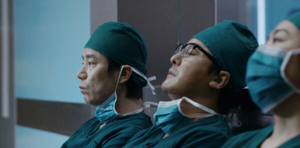 �Ƿ�ҽ�߷ּ��������