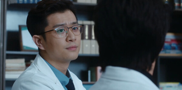 �Ƿ�ҽ�߷ּ��������