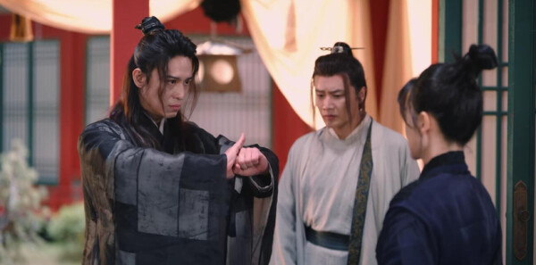 ˵Ӣ��˭��Ӣ�۷ּ��������