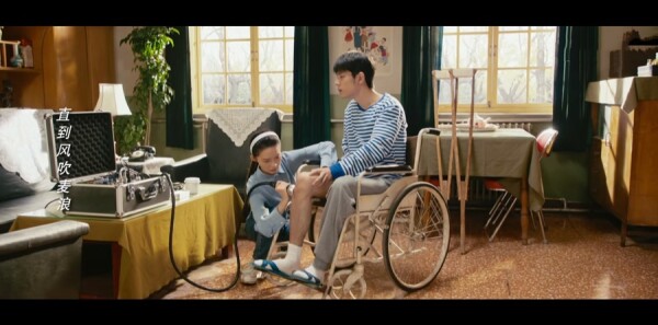 ���е���Ƭ���ּ��������