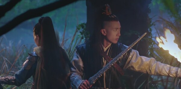 �䶯Ǭ��֮Ӣ�۳�����ּ��������