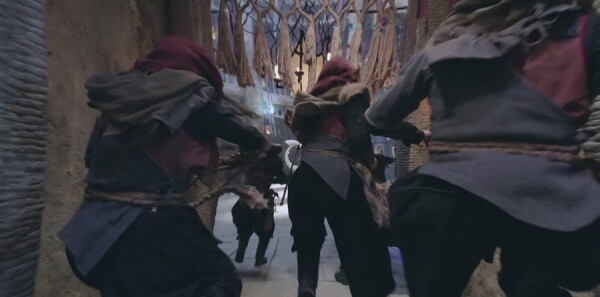 �䶯Ǭ��֮Ӣ�۳�����ּ��������