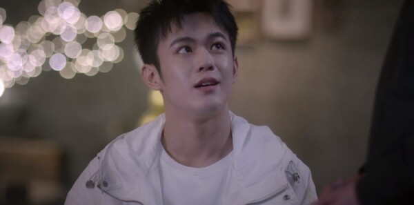 ��ʳ�˼��̻�ɫ�ּ��������