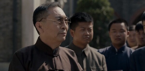 ս���е��ഺ�ּ��������